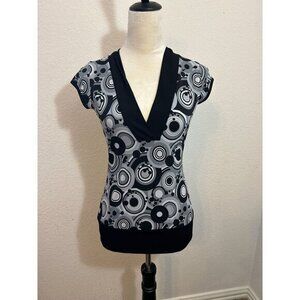 Vol. 1 Womens Pull‎ Over Black Gray White Polka Dot Cap Sleeve Blouse Small